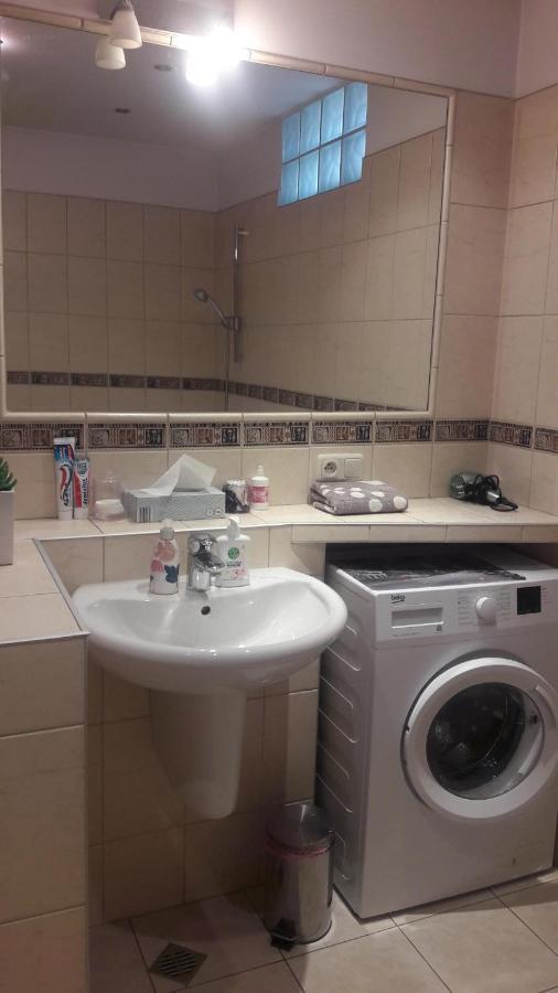 Nyc Apartment Cracovia Esterno foto